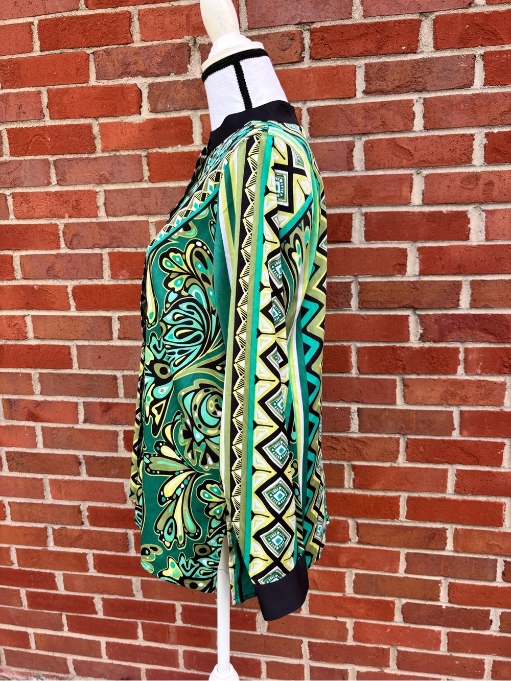NWT Bob Mackie Green & Black Long Sleeve Geometric Paisley Print Top Small - Picture 3 of 5